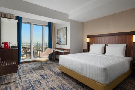 Отель Courtyard by Marriott Tashkent в Ташкент - Узбекистан