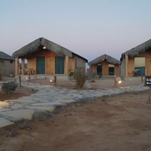 отель Sama Ras Al Jinz Resort