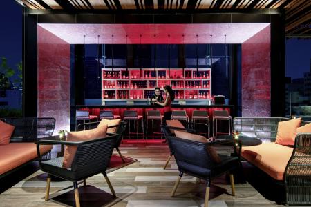 Отель Novotel Bangkok Sukhumvit 4 в Бангкок - Таиланд