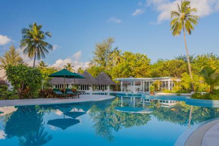 Отель Equator Village в Адду (Сину, Сеену) Атолл - Мальдивы