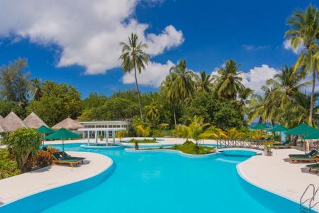 Отель Equator Village в Адду (Сину, Сеену) Атолл - Мальдивы