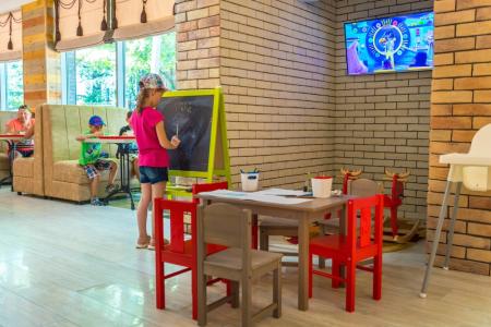 Отель Гранат (ул. Калинина) в Адлер - Россия