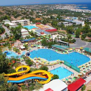 отель Aqua Sun Village Water Park