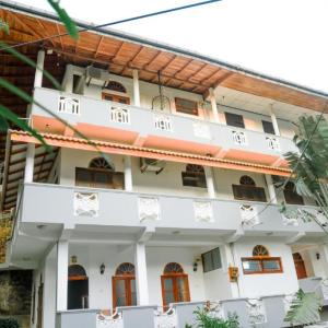 отель Rock House