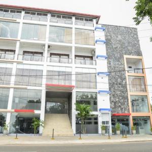 отель Centhara Beach Weligama