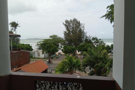 Отель New Golden Bay Resort в Велигама - Шри-Ланка