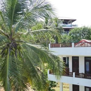 отель Hideaway Lodge