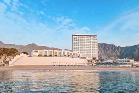 Отель Royal M Hotel & Resort Al Aqah Beach by Gewan в Фуджейра - ОАЭ