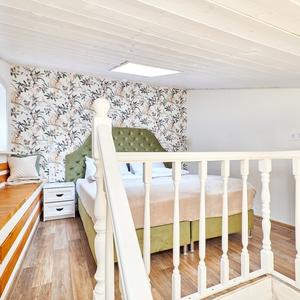 отель Hotel-Cottage Old Town (В.О.)