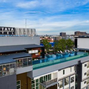 отель SureStay Plus by Best Western T Pattaya