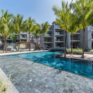 отель Oceanfront Beach Resort & Spa