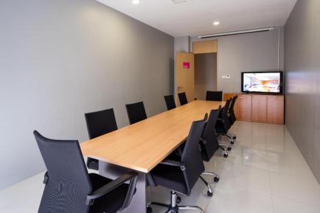 Отель GLOW Mira Karon Beach в пляж Карон - Таиланд