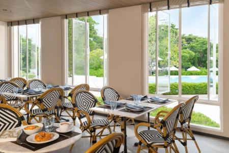 Отель Cross Pattaya Pratamnak в Паттайя Юг - Таиланд