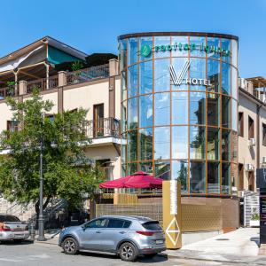 отель V Hotel & Rooftop Lounge