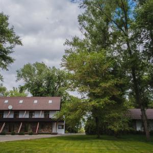 отель Andreeff Club (Колхозная Ахгуба)