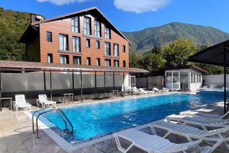 Отель Горная Кадриль Редэнс в Поселок Красная Поляна - Россия