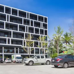 отель Blu Monkey Hub & Hotel