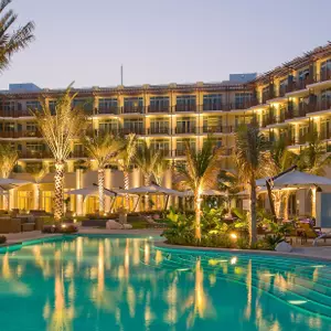 отель Crowne Plaza Duqm