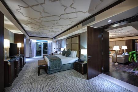 Отель Crowne Plaza Duqm в Маскат - Оман