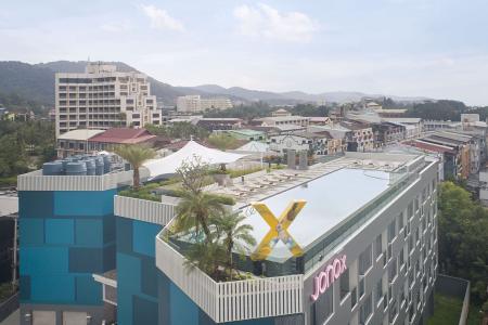 Отель JonoX Phuket Karon в пляж Карон - Таиланд