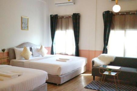 Отель Isara Boutique Hotel and Cafe в Пхукет - Таиланд