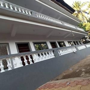 отель Baga Beach Hotel