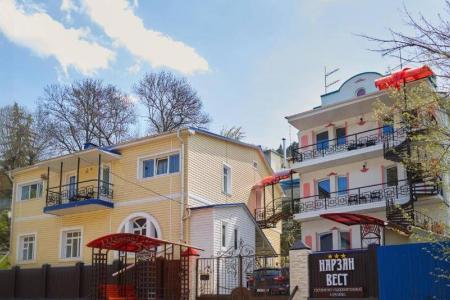Отель Нарзан Вест в Кисловодск - Россия