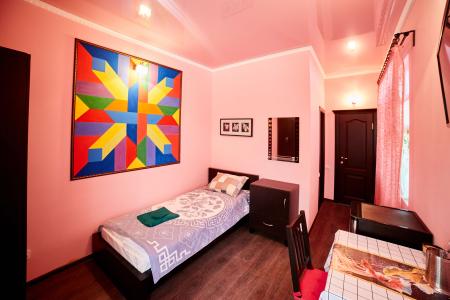 Отель Нарзан Вест в Кисловодск - Россия