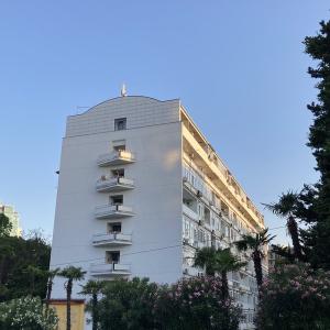 отель Golden Holiday (Курортный просп.)