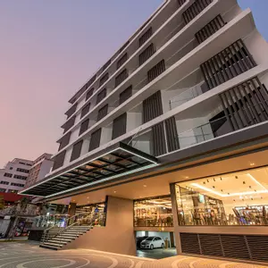 отель Blackwoods Hotel Pattaya