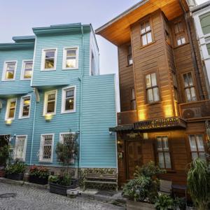 отель Wonder Wood Hotel