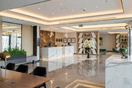Отель Damac Hills 2 Hotel Edge By Rotana в Дубай - ОАЭ