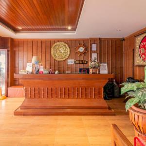 отель Lotus Hotel Patong