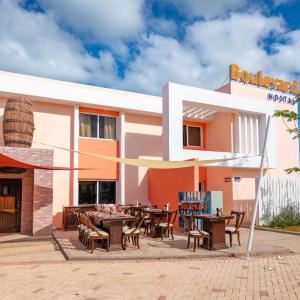 отель Hostal Boulevard