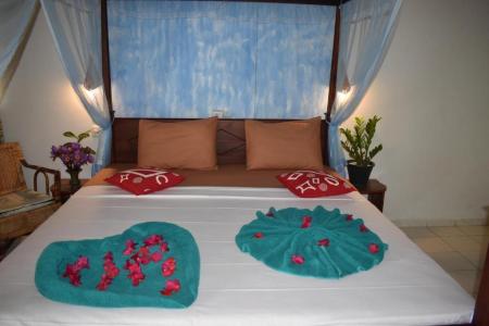 Отель Whitepearl Beach в Хиккадува - Шри-Ланка