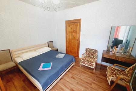 Отель Апартаменты на улице Осипенко 11 в Зеленоградск - Россия