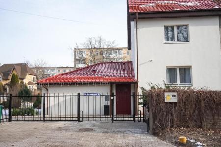 Отель Апартаменты Pavlov Достоевского 16 в Калининград - Россия