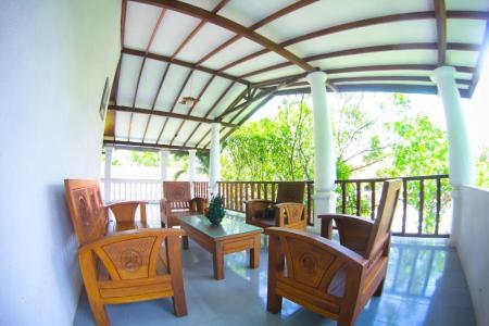 Отель Mothers Place Nimala в Хиккадува - Шри-Ланка