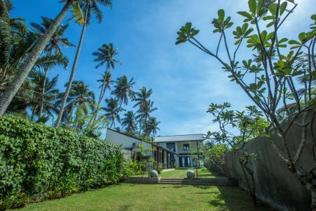 Отель Parangi Weligama Bay в Велигама - Шри-Ланка