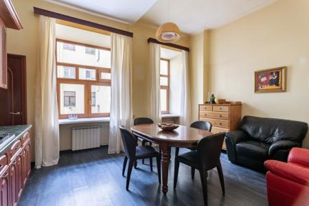 Отель 1912 на Большом проспекте Петроградской Стороны 102 в Санкт-Петербург - Россия