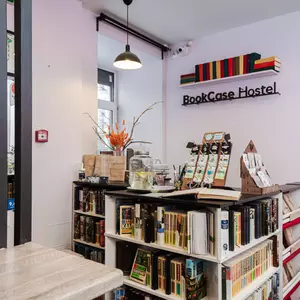 отель BookCase Hostel