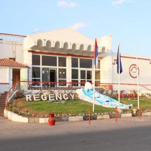 отель Regency Royal Hills