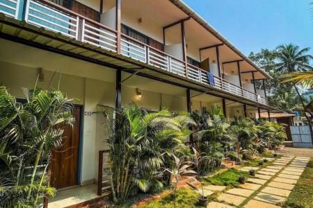 Отель YogiTree Beach Resort & Cafe в Морджим - Индия