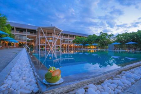 Отель Breeze Pasikudah в Пассекудах - Шри-Ланка