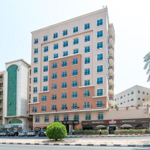 отель Ruwi Hotel Apartments