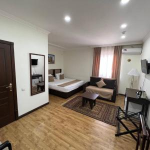 отель Crystal Hotel