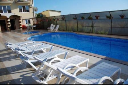 Отель LooBeach SeaView в Лоо - Россия