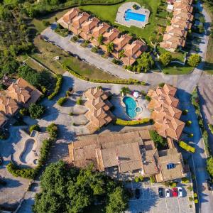 отель Akritas Ef Zin Villas & Suites
