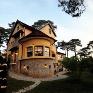 отель Ana Mandara Villas Dalat Resort & Spa