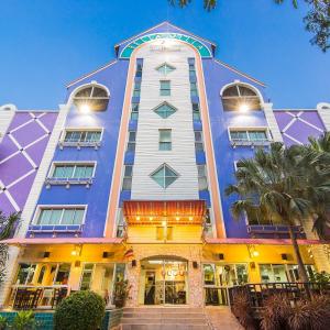 отель Bella Villa Pattaya 3rd Road